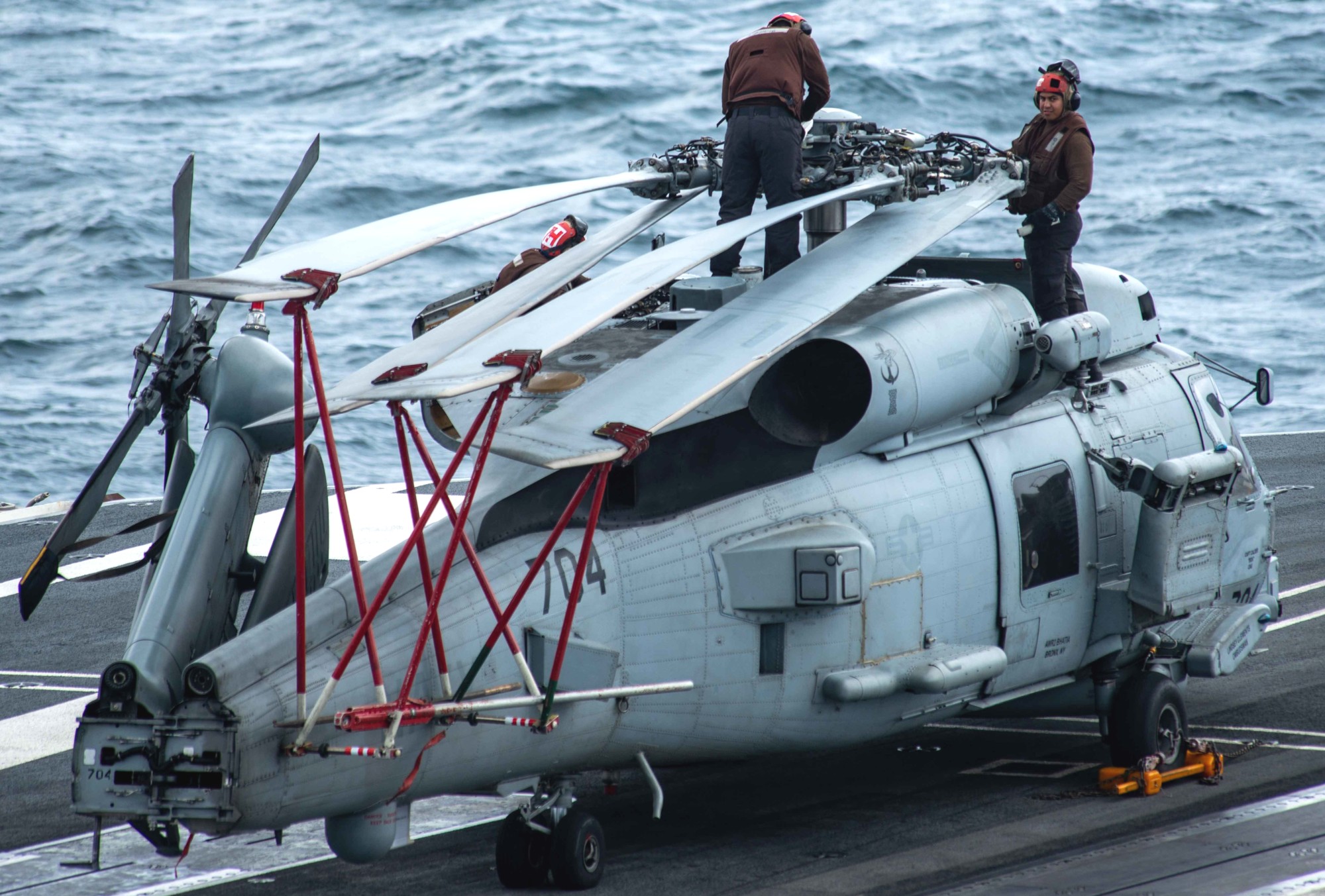 hsm-77 saberhawks helicopter maritime strike squadron mh-60r seahawk cvw-5 cvn-76 uss ronald reagan 79