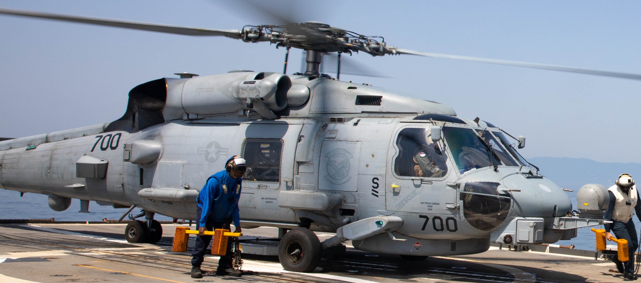 hsm-77 saberhawks helicopter maritime strike squadron mh-60r seahawk cvw-5 cg-62 uss robert smalls 119