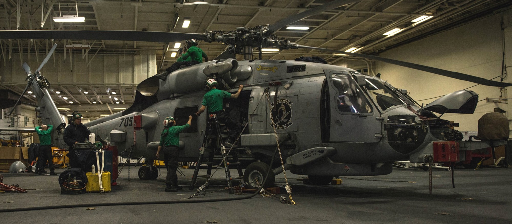 hsm-78 blue hawks helicopter maritime strike squadron mh-60r seahawk cvn-73 uss george washington 2015 23