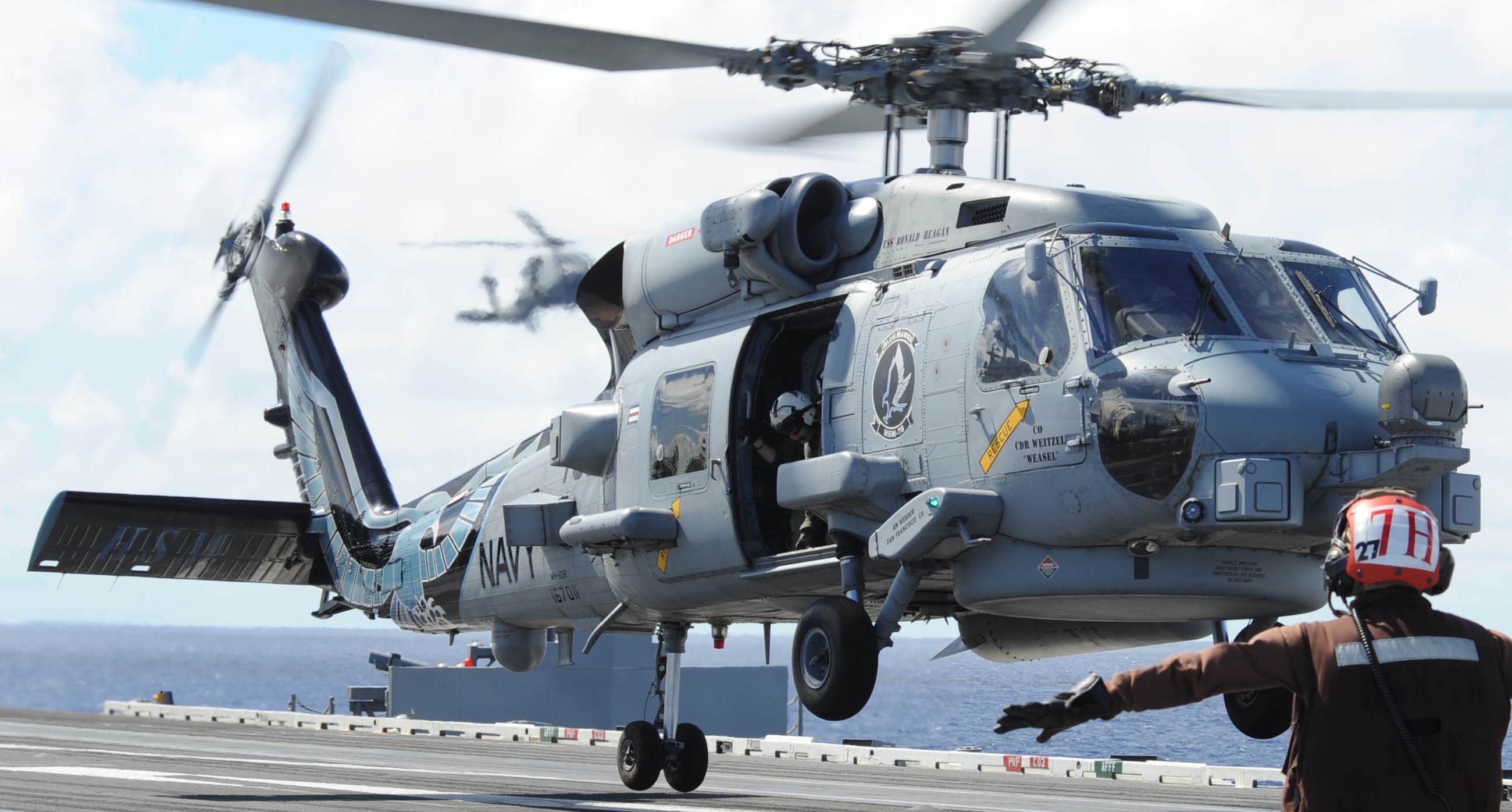 hsm-78 blue hawks helicopter maritime strike squadron mh-60r seahawk cvw-2 uss ronald reagan cvn-76 2014 26