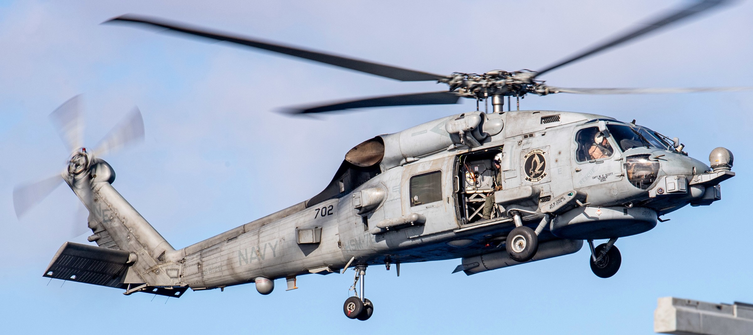 hsm-78 blue hawks helicopter maritime strike squadron mh-60r seahawk cvw-2 uss carl vinson cvn-70 71