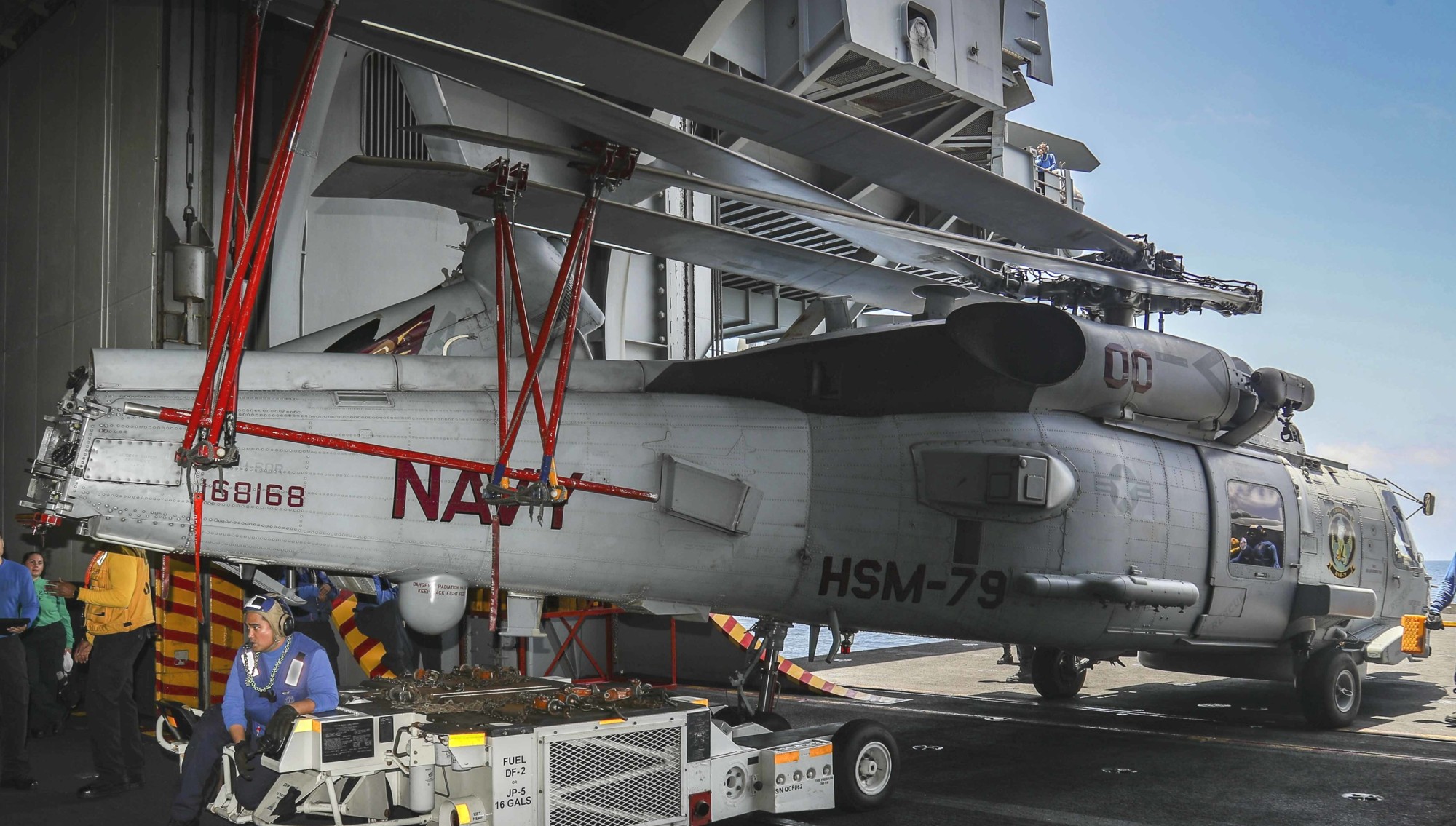 hsm-79 griffins helicopter maritime strike squadron mh-60r seahawk cvw-7 cvn-72 uss abraham lincoln 21