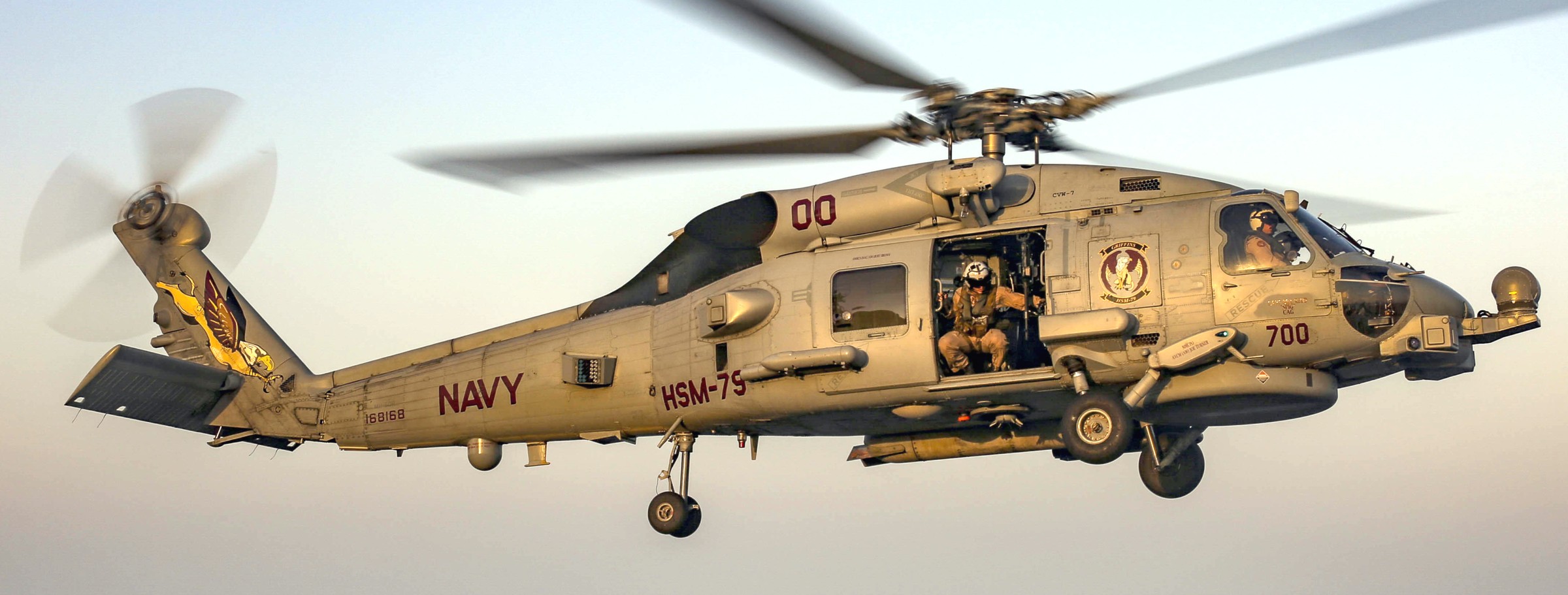 hsm-79 griffins helicopter maritime strike squadron mh-60r seahawk cvw-7 cvn-72 uss abraham lincoln 24