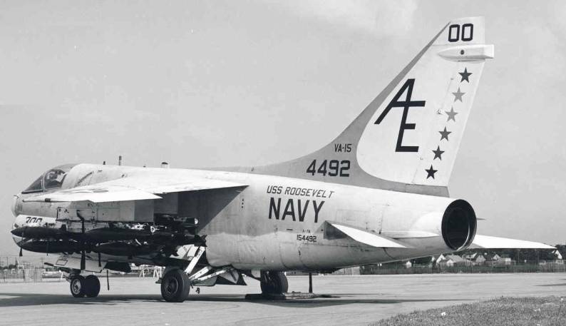 va-15 valions a-7b corsair carrier air wing cvw-6 uss franklin d. roosevelt cva 42