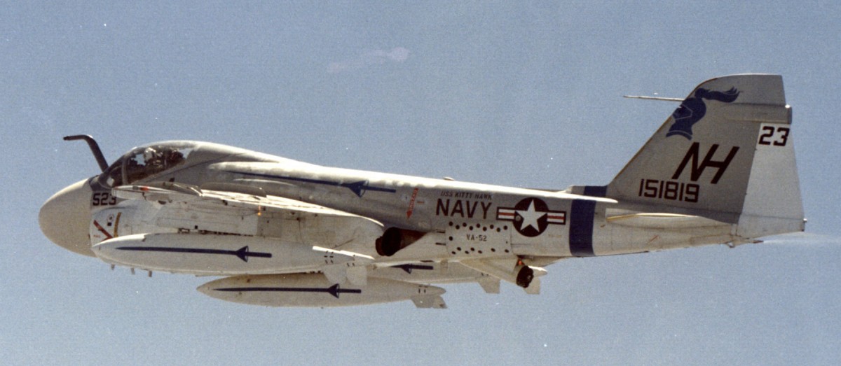 va-52 knightriders a-6a intruder cvw-11 uss kitty hawk cv 63