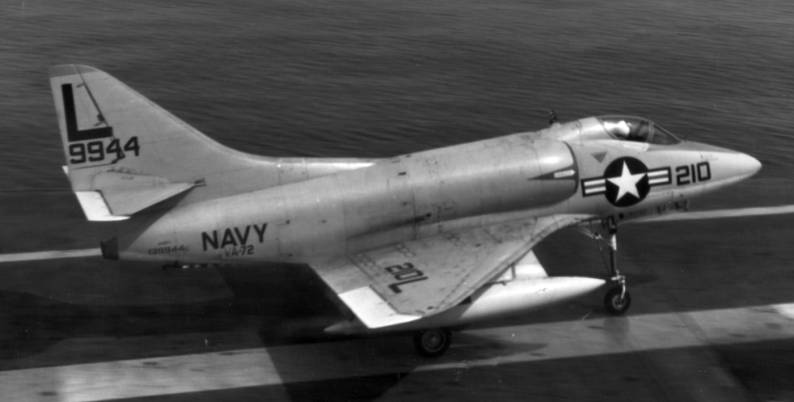 attack squadron va-72 blue hawks a4d-1 skyhawk cvg-7 uss saratoga cva 60 1957