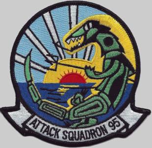 va-95 green lizards patch insignia crest badge attack squadron us navy atkron intruder