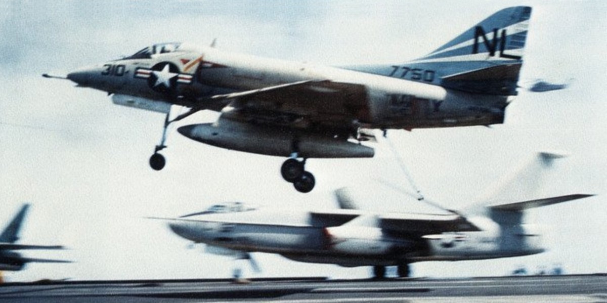 va-153 blue tail flies attack squadron navy a-4c skyhawk carrier air wing cvw-15 uss constellation cva-64 04