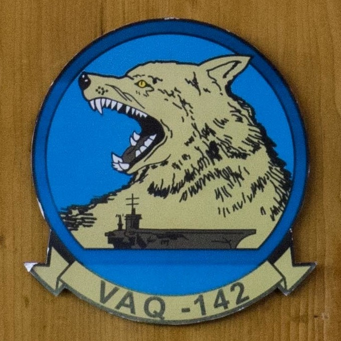 vaq-142 gray wolves insigia crest patch badge electronic attack squadron ea-18g growler navy 02c