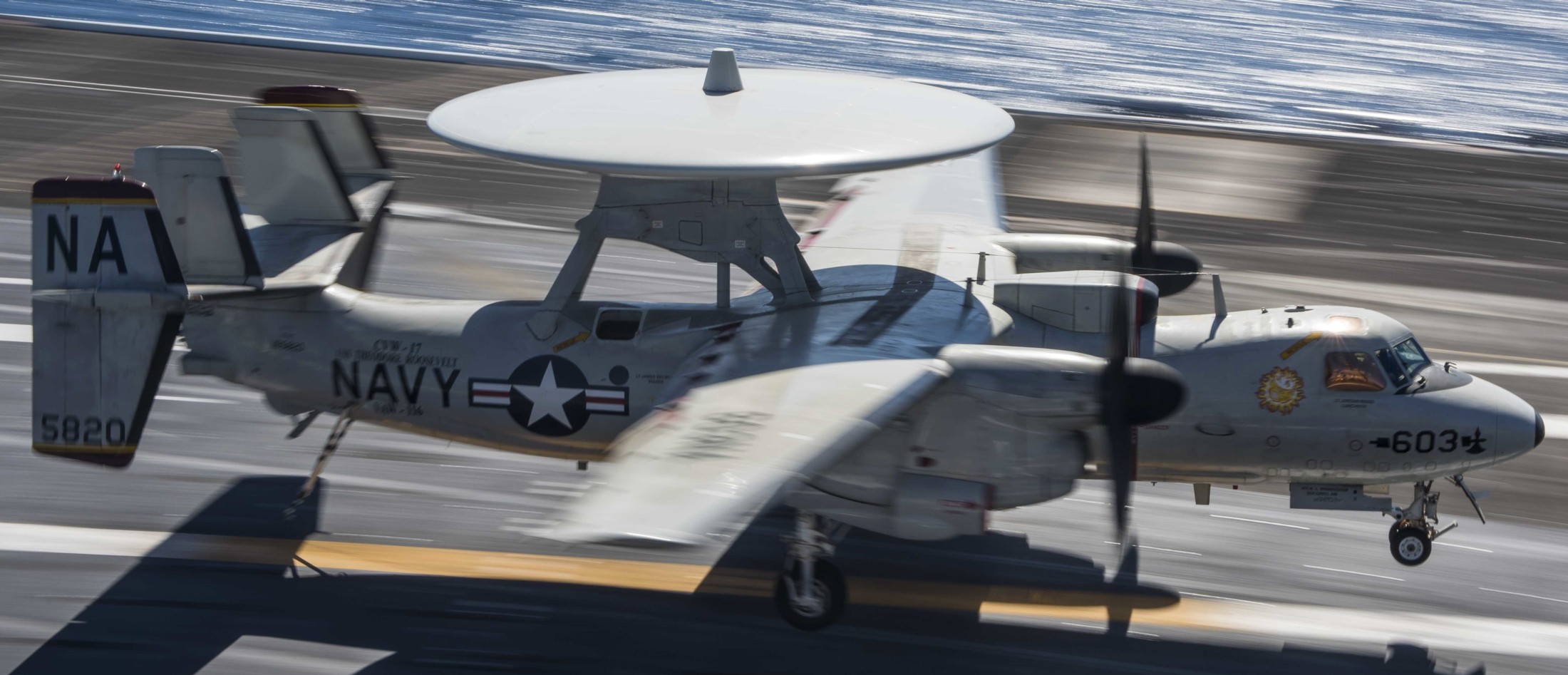 vaw-116 sun kings airborne command control squadron carrier early warning cvw-17 uss theodore roosevelt cvn-71 63