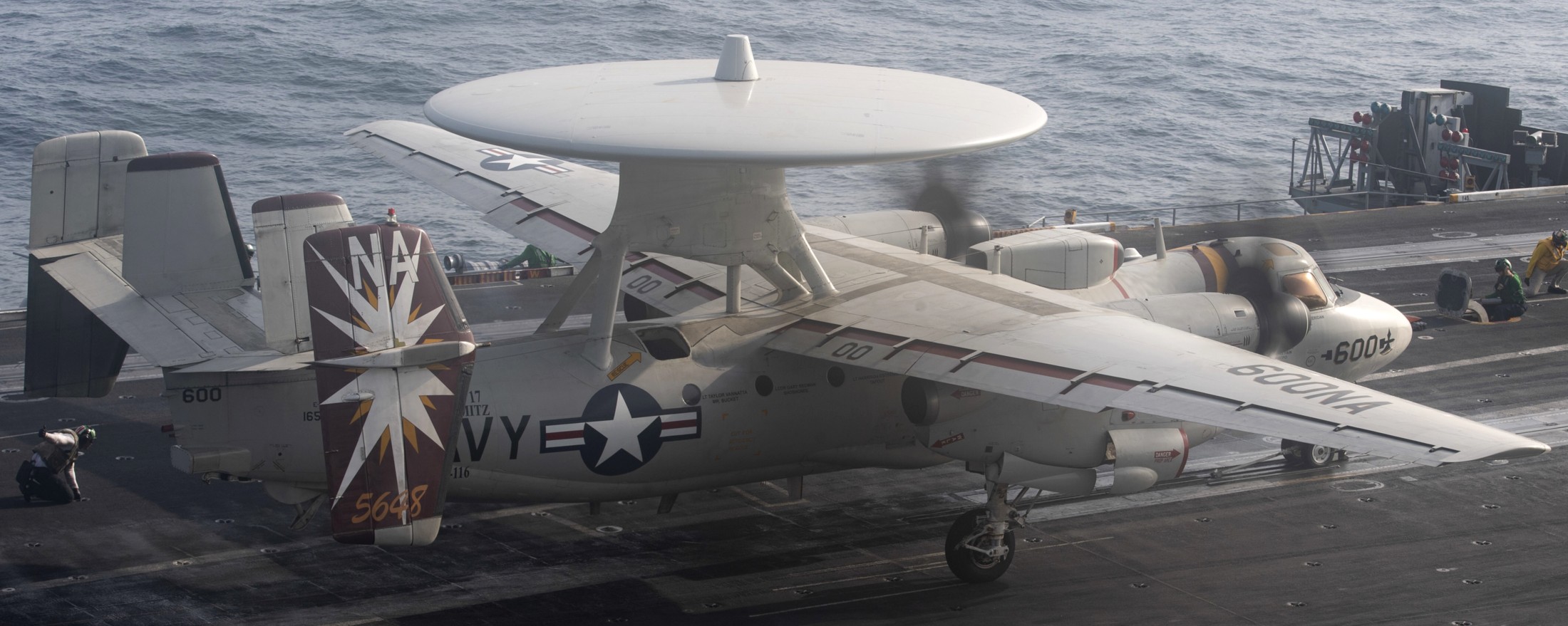 vaw-116 sun kings airborne command control squadron carrier early warning cvw-17 uss nimitz cvn-68 89