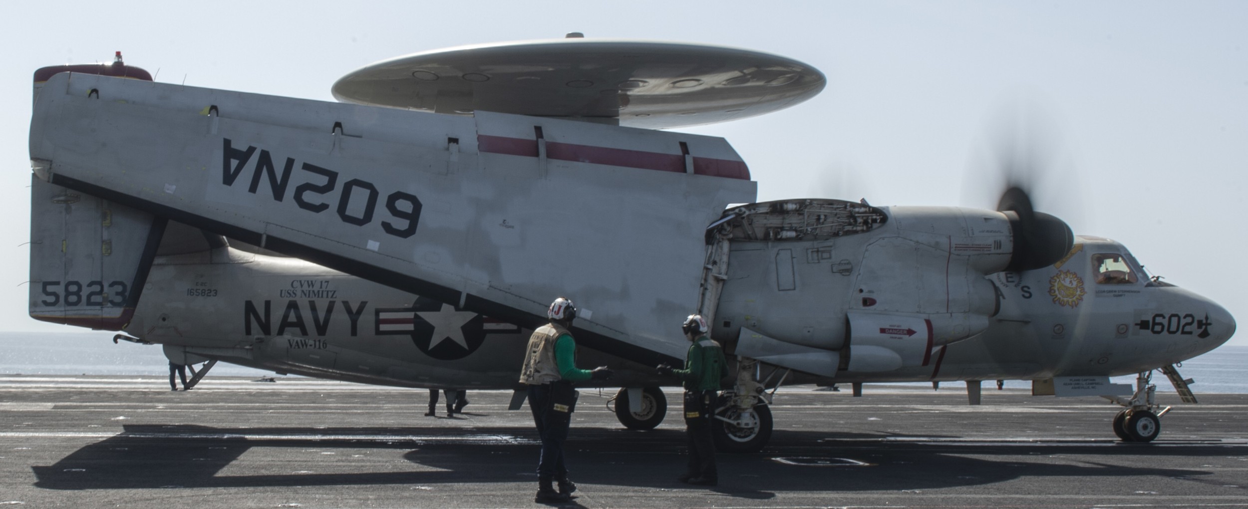vaw-116 sun kings airborne command control squadron carrier early warning cvw-17 uss nimitz cvn-68 105