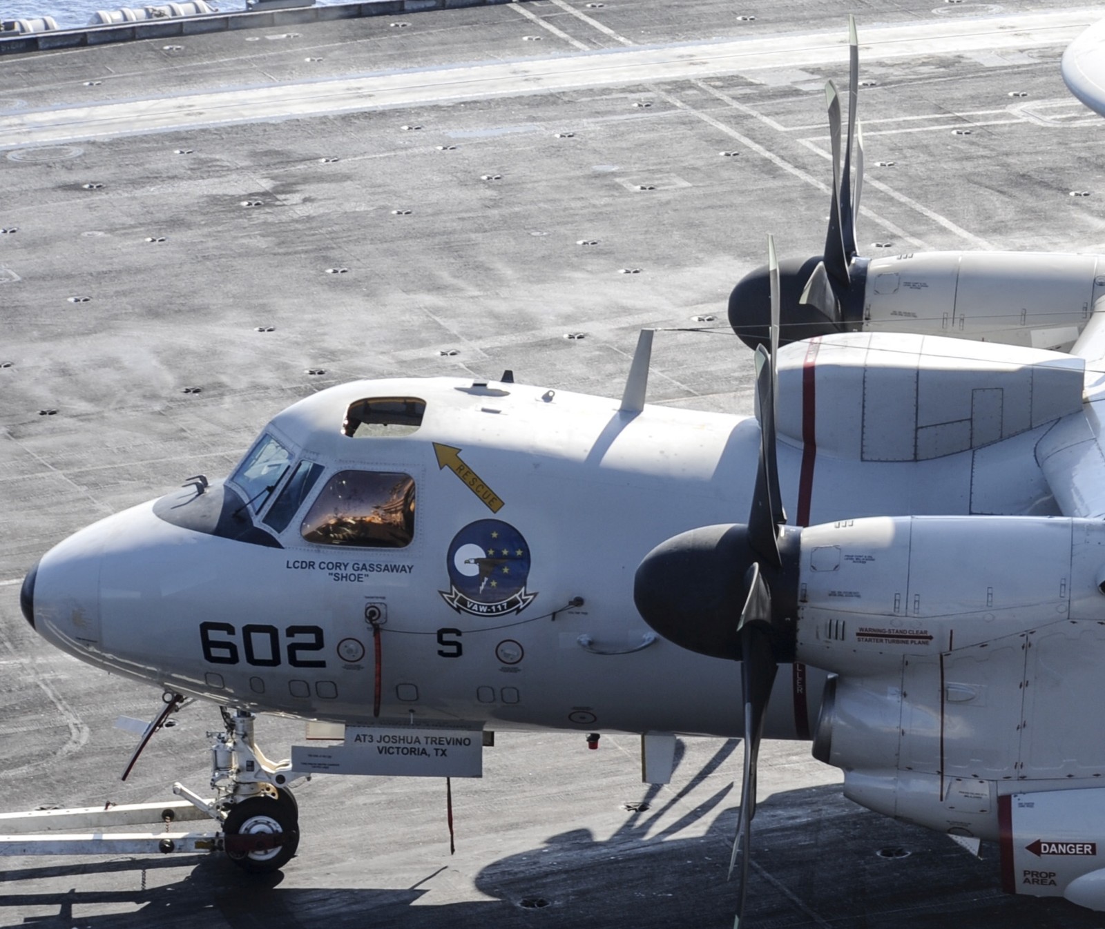 vaw-117 wallbangers carrier airborne early warning squadron navy e-2c hawkeye cvw-11 uss nimitz cvn-68 159