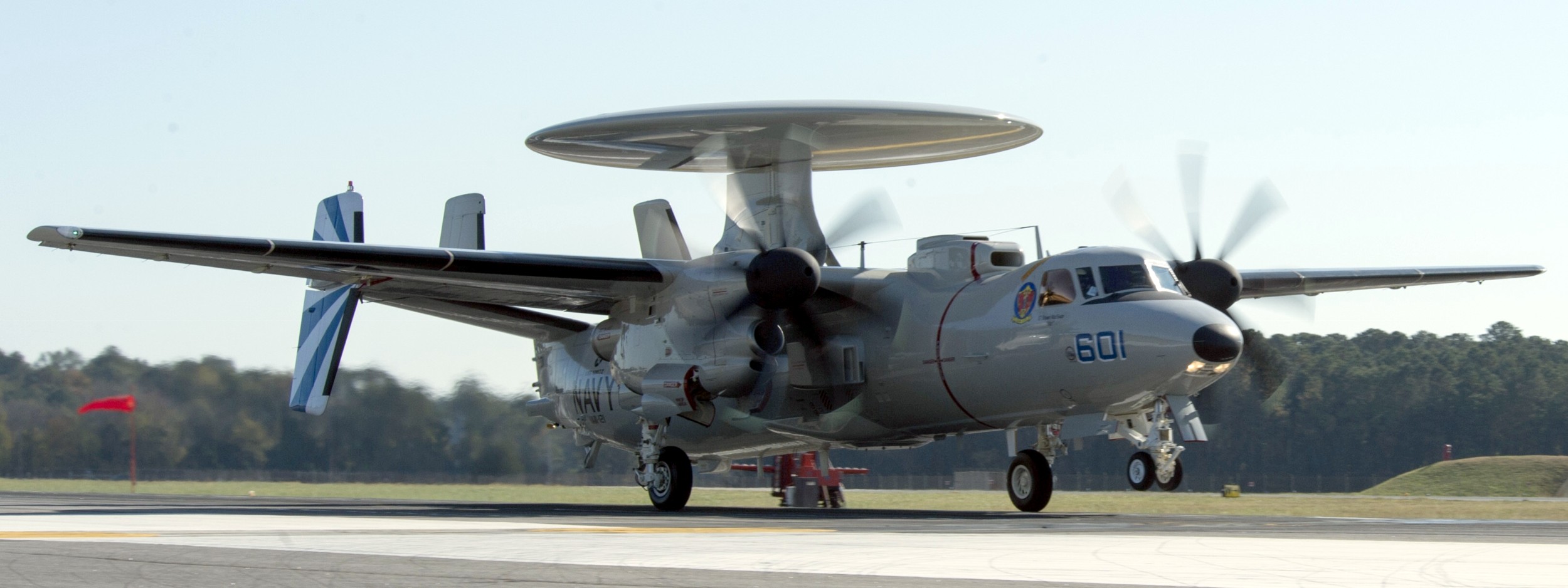 vaw-121 bluetails carrier airborne early warning squadron us navy e-2d advanced hawkeye nas norfolk 38