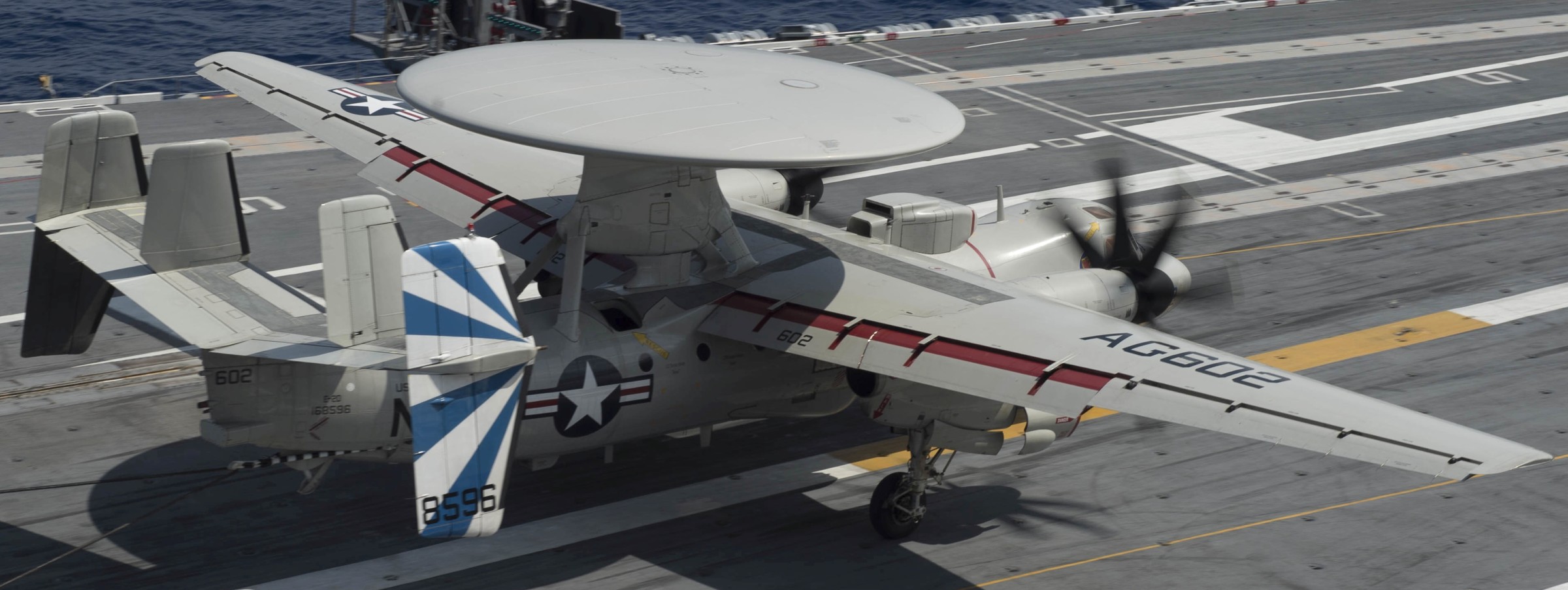 vaw-121 bluetails carrier airborne early warning squadron us navy e-2d advanced hawkeye cvw-7 uss abraham lincoln cvn-72 46