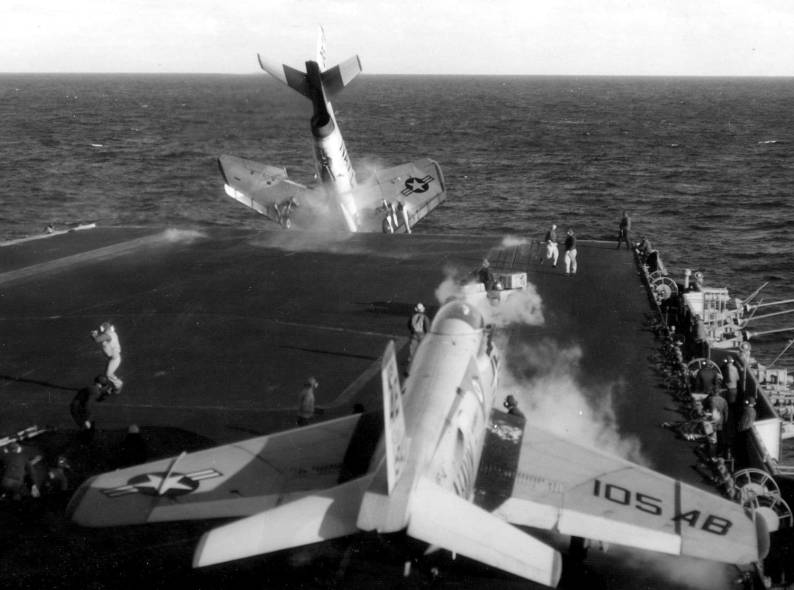 fighter squadron vf-14 tophatters f3h demon crash uss franklin d. roosevelt cva 42