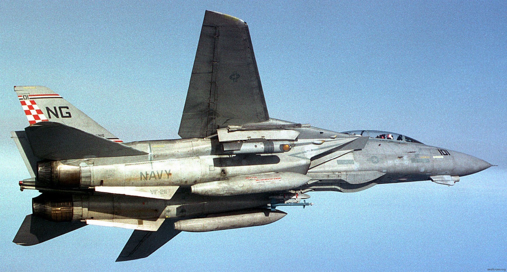 vf-211 fighting checkmates fighter squadron us navy f-14a tomcat carrier air wing cvw uss cvn nas oceana virginia 61x