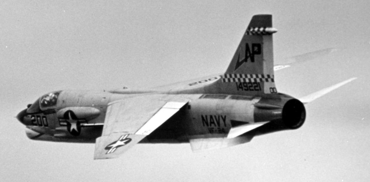 vf-24 red checkertails fighter squadron navy f-8j crusader carrier air wing cvw-21 uss hancock cva-19 61