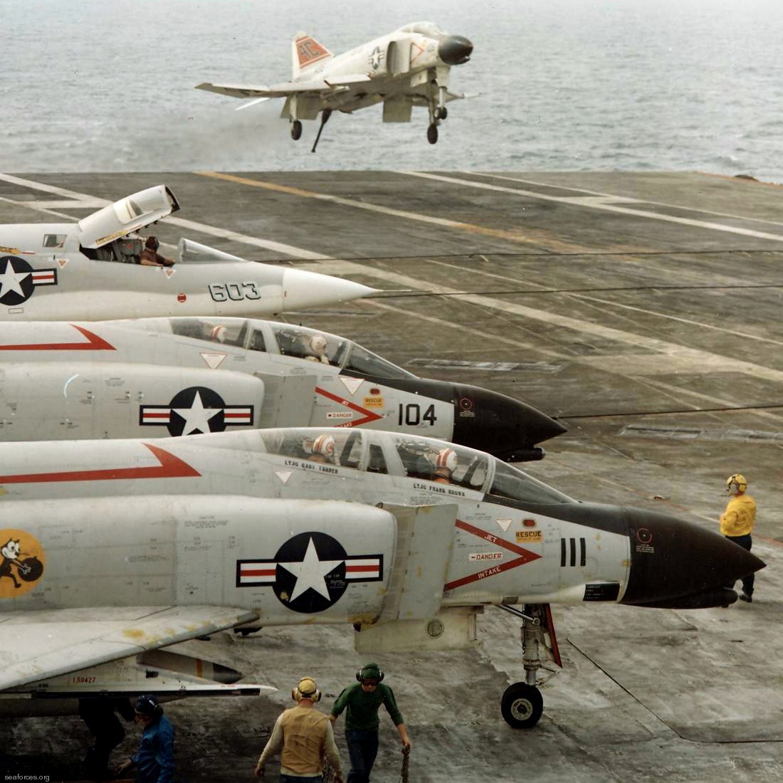 vf-31 tomcatters fighter squadron navy f-4b phantom ii cvw-3 uss saratoga cva-60 118