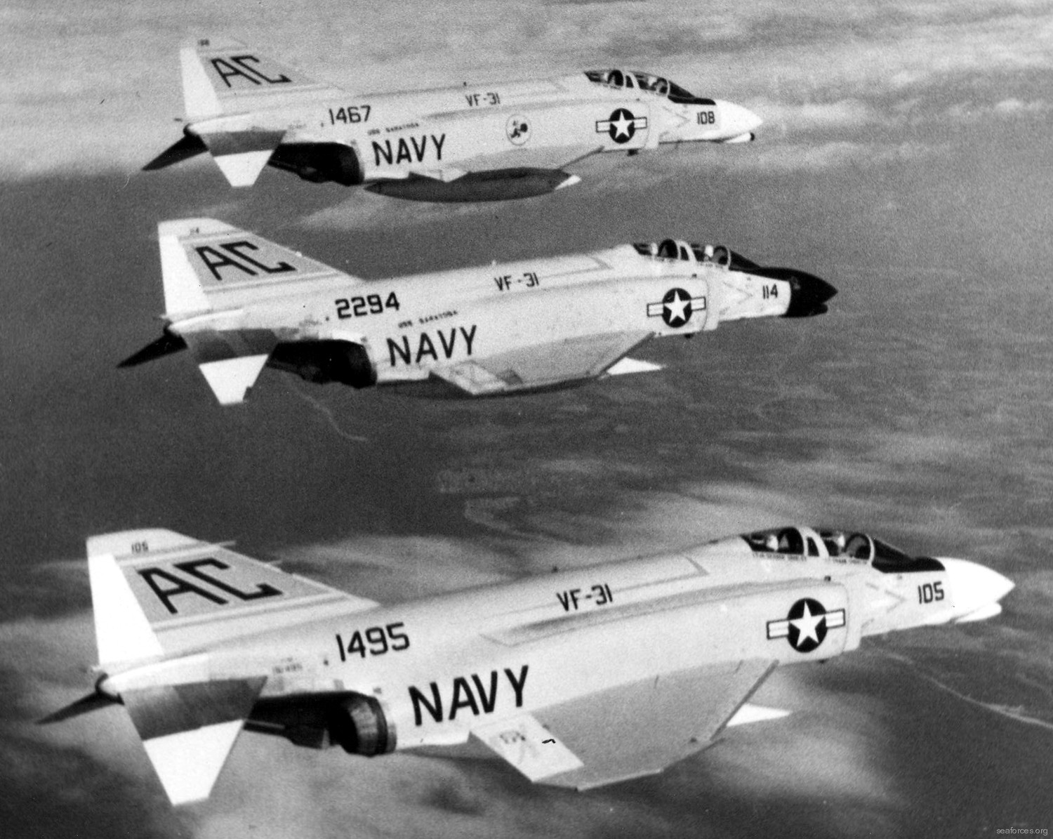 vf-31 tomcatters fighter squadron navy f-4b phantom ii cvw-3 uss saratoga cva-60 163