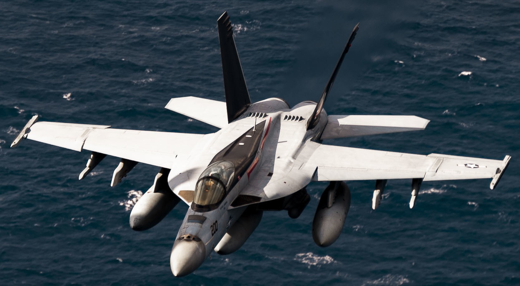 vfa-14 tophatters strike fighter squadron f/a-18e super hornet cvn-72 uss abraham lincoln cvw-9 us navy 53