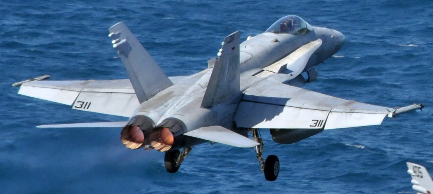 vfa-192 golden dragons strike fighter squadron navy f/a-18c hornet carrier air wing cvw-5 uss george washington cvn-73 43