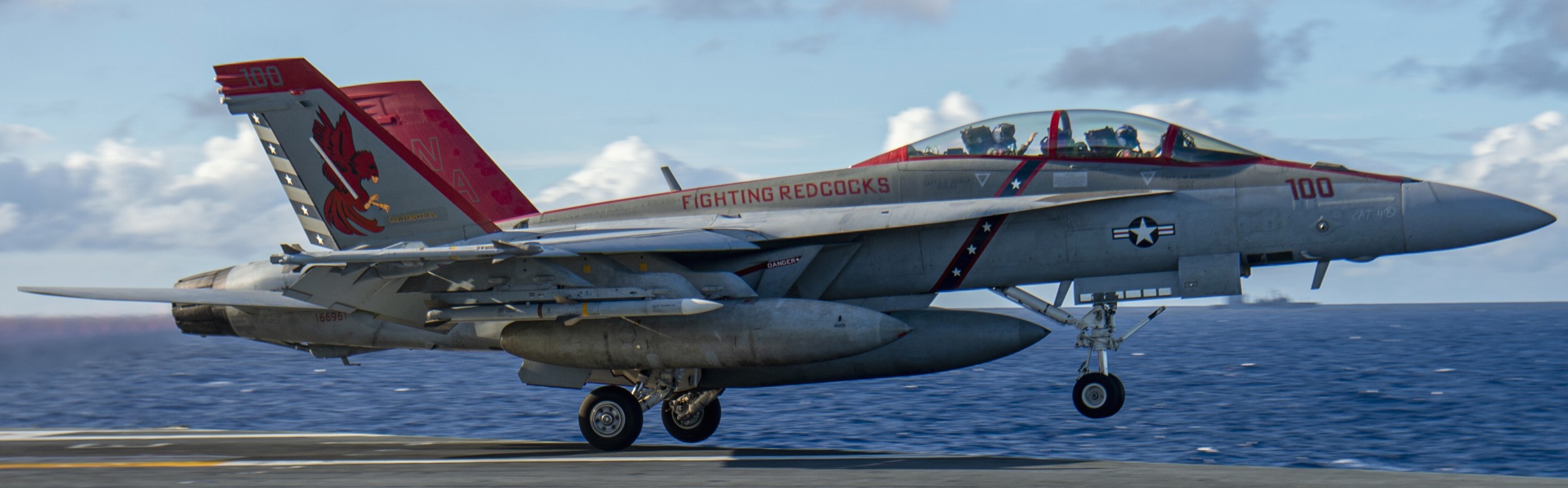 vfa-22 fighting redcocks strike fighter squadron f/a-18f super hornet cvn-68 uss nimitz cvw-17 us navy 115