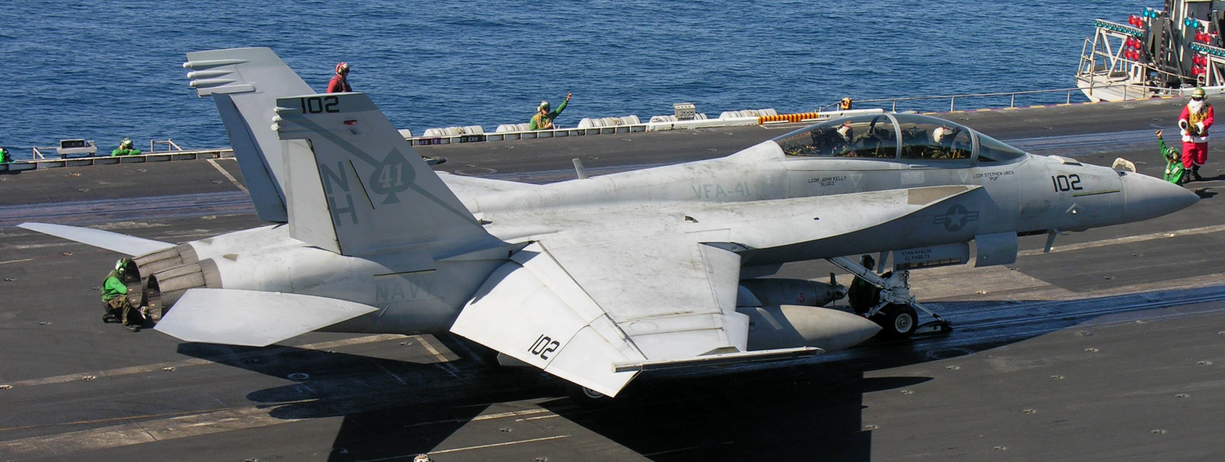 vfa-41 black aces strike fighter squadron f/a-18f super hornet cvw-11 cvn-68 uss nimitz us navy 12