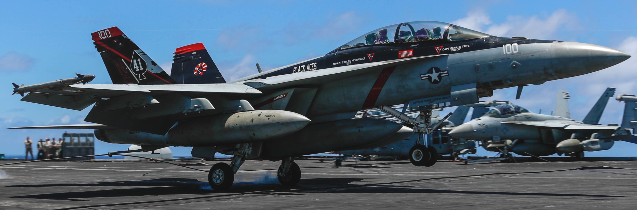 vfa-41 black aces strike fighter squadron f/a-18f super hornet cvw-9 cvn-72 uss abraham lincoln us navy 89