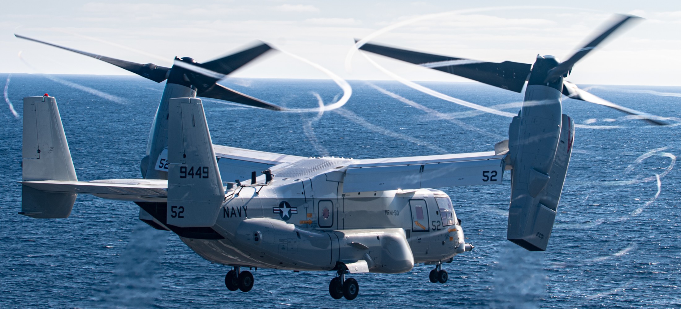 vrm-50 sun hawks fleet logistics multi mission squadron us navy bell boeing cmv-22b osprey replacement frs uss nimitz cvn-68 19