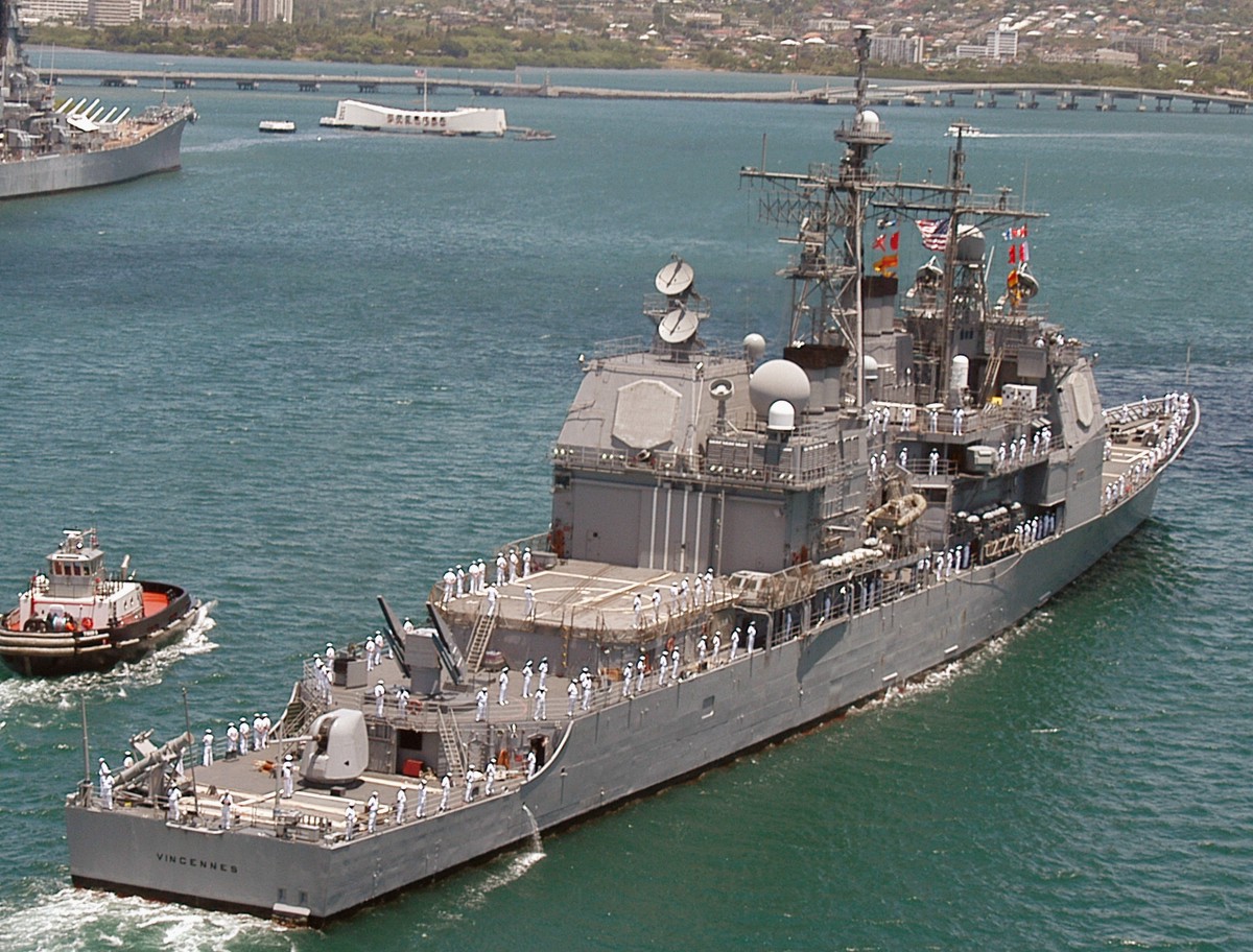 cg-49 uss vincennes ticonderoga class guided missile cruiser aegis us navy pearl harbor hawaii 16