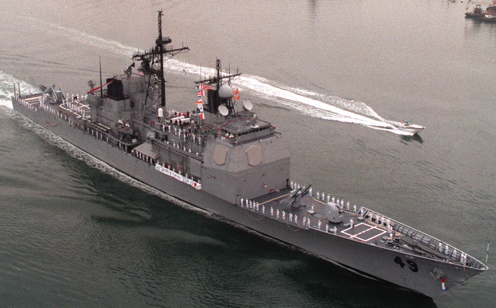 cg-49 uss vincennes ticonderoga class guided missile cruiser aegis us navy 65