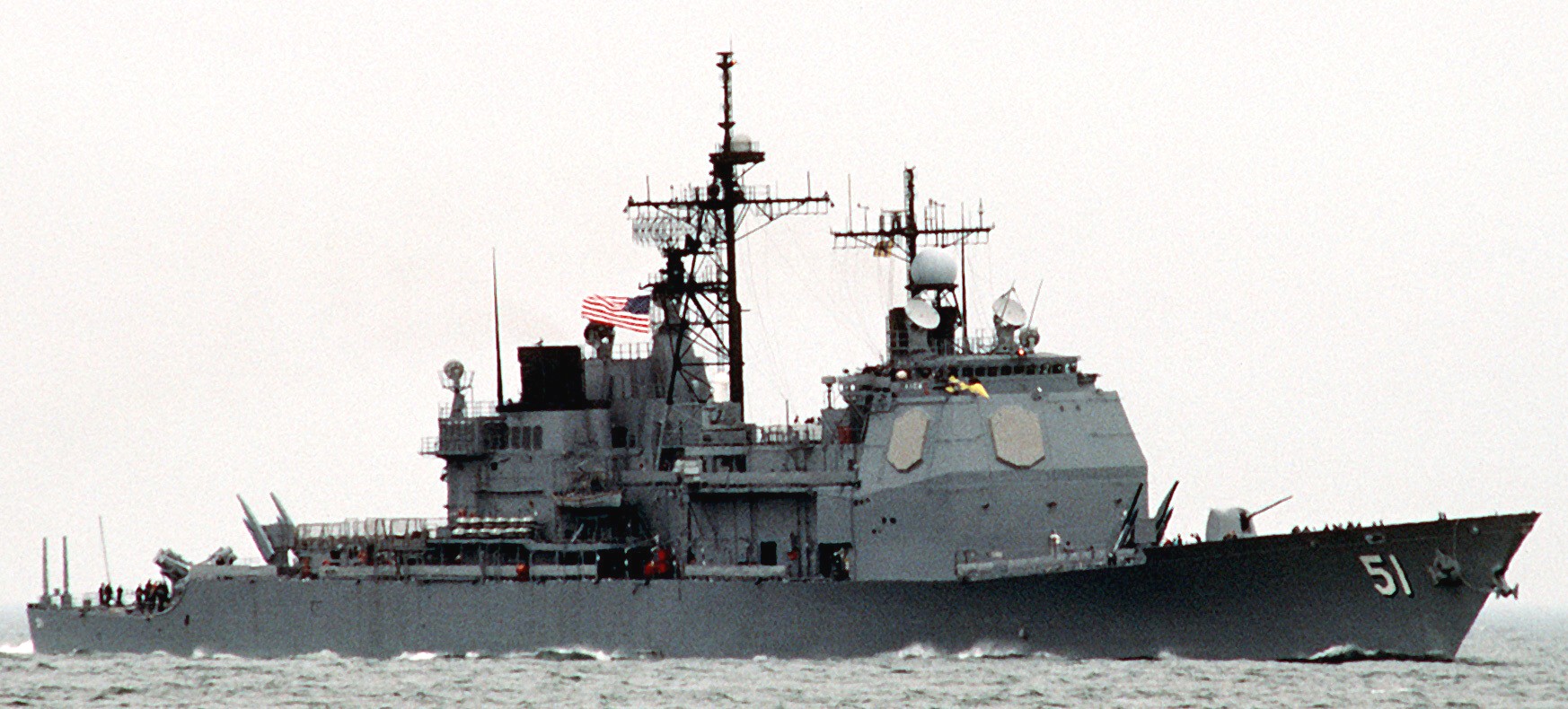 cg-51 uss thomas s. gates ticonderoga class guided missile cruiser aegis us navy 46