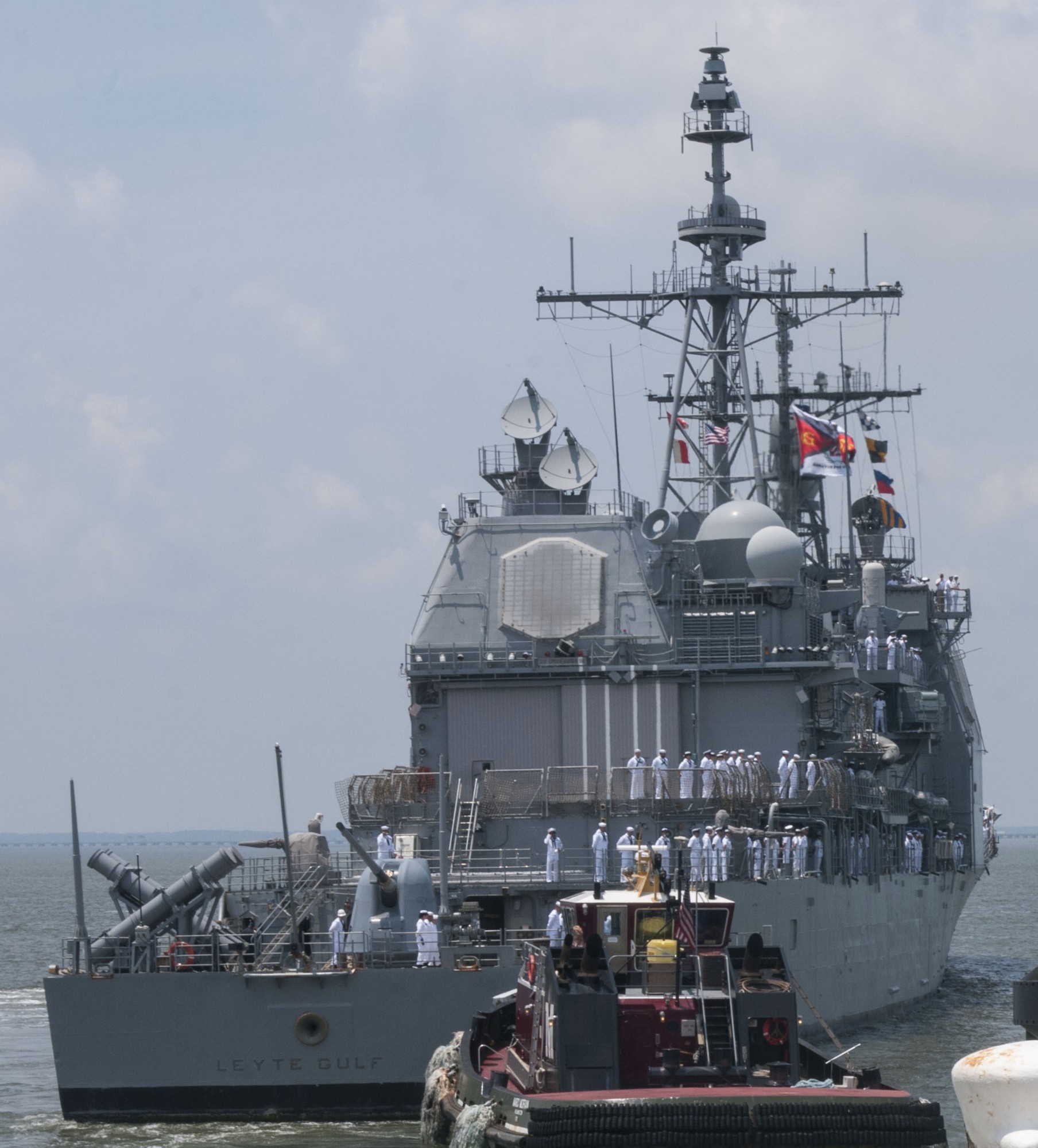 cg-55 uss leyte gulf ticonderoga class guided missile cruiser aegis us navy 47