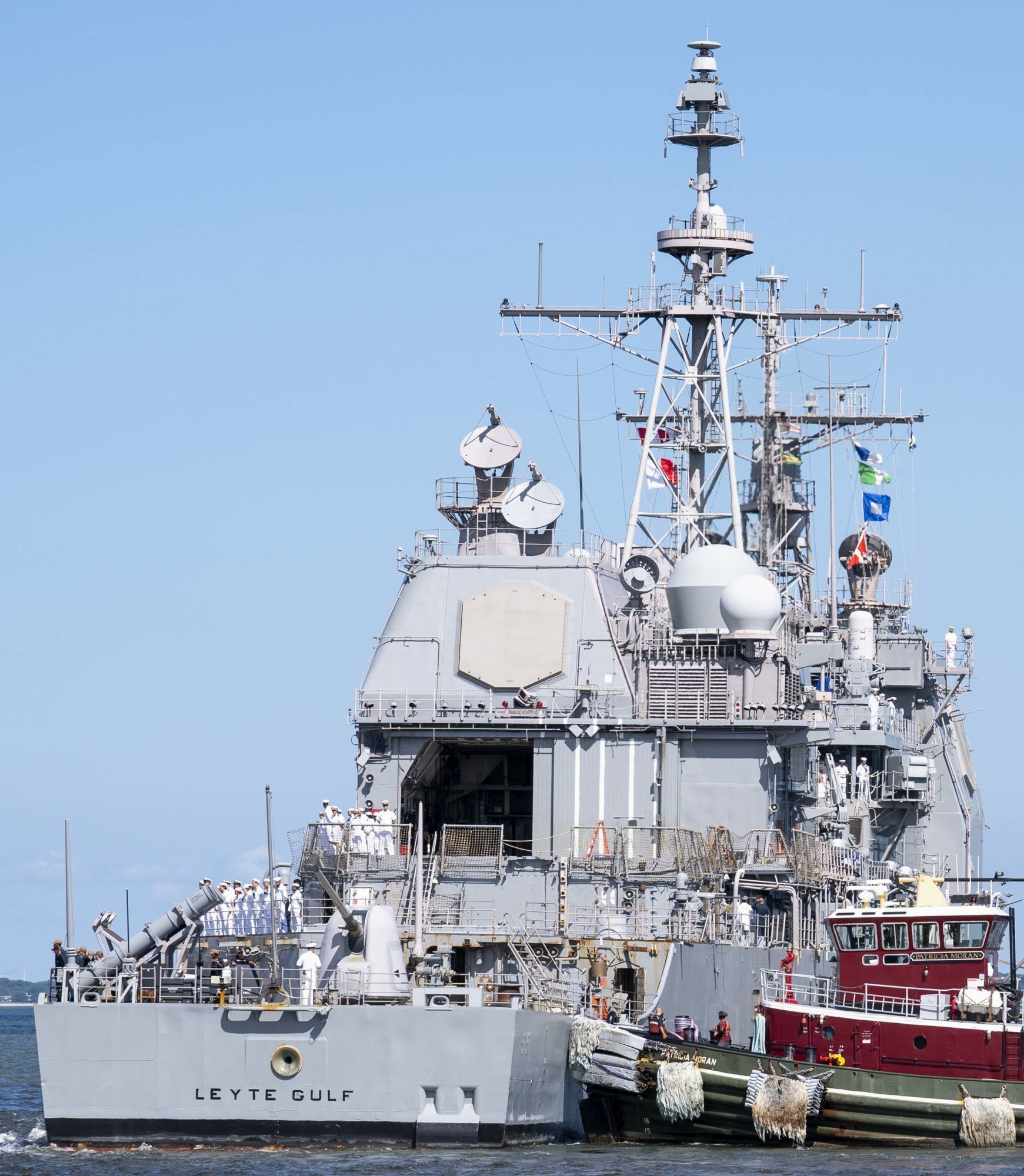 cg-55 uss leyte gulf ticonderoga class guided missile cruiser aegis us navy naval station norfolk virginia 78