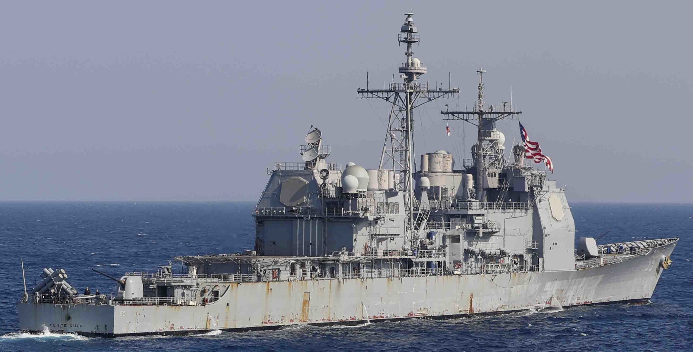 cg-55 uss leyte gulf ticonderoga class guided missile cruiser aegis us navy mediterranean sea 89