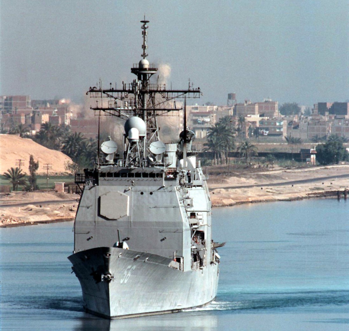 cg-56 uss san jacinto ticonderoga class guided missile cruiser aegis us navy suez canal 1996