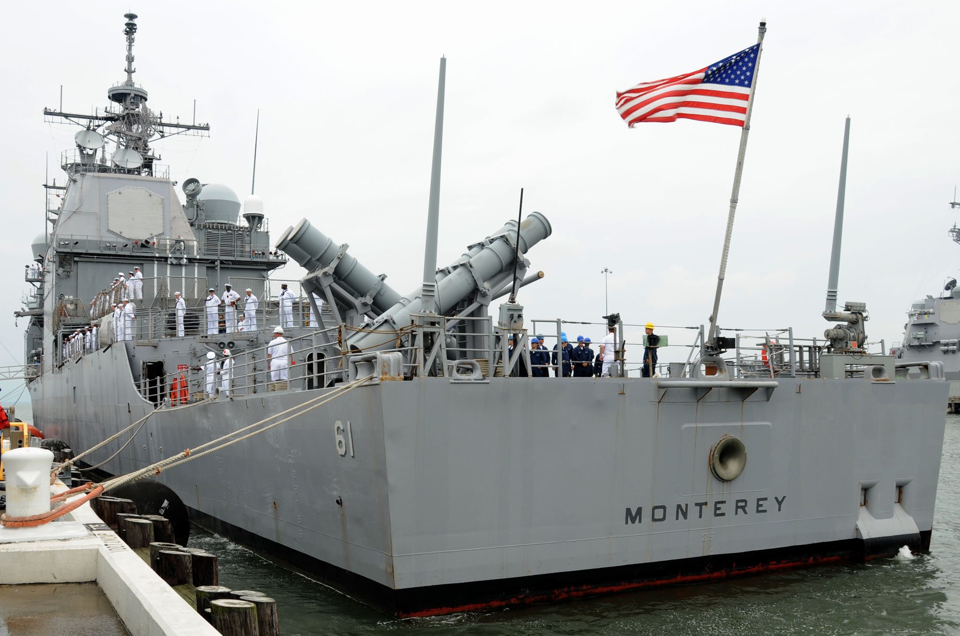 cg-61 uss monterey ticonderoga class guided missile cruiser aegis us navy 26