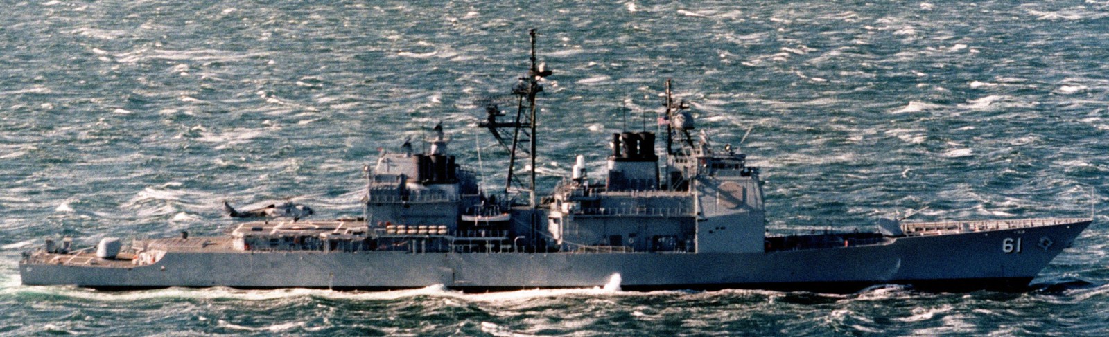 cg-61 uss monterey ticonderoga class guided missile cruiser aegis us navy 147