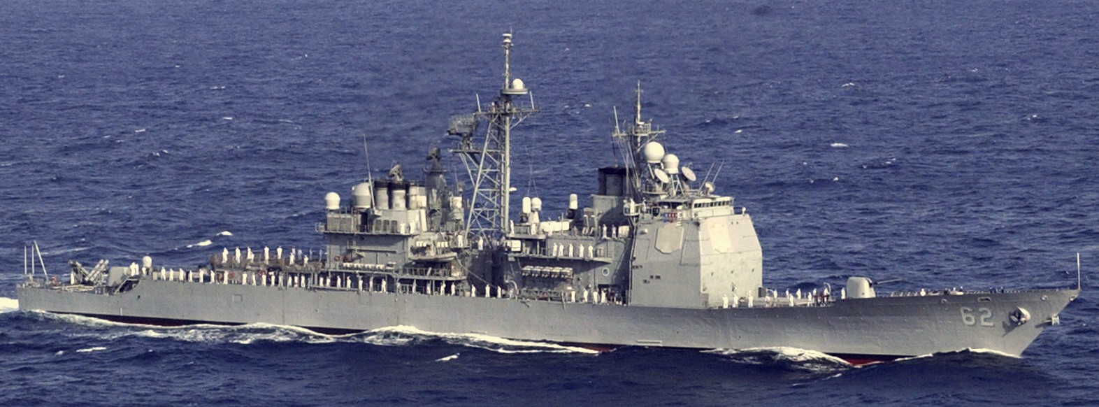 cg-62 uss chancellorsville ticonderoga class guided missile cruiser aegis us navy 03