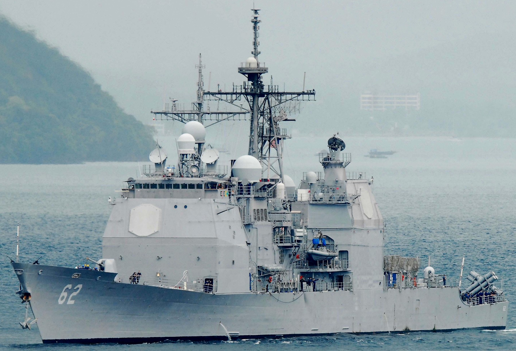 cg-62 uss chancellorsville ticonderoga class guided missile cruiser aegis us navy makham bay thailand 27
