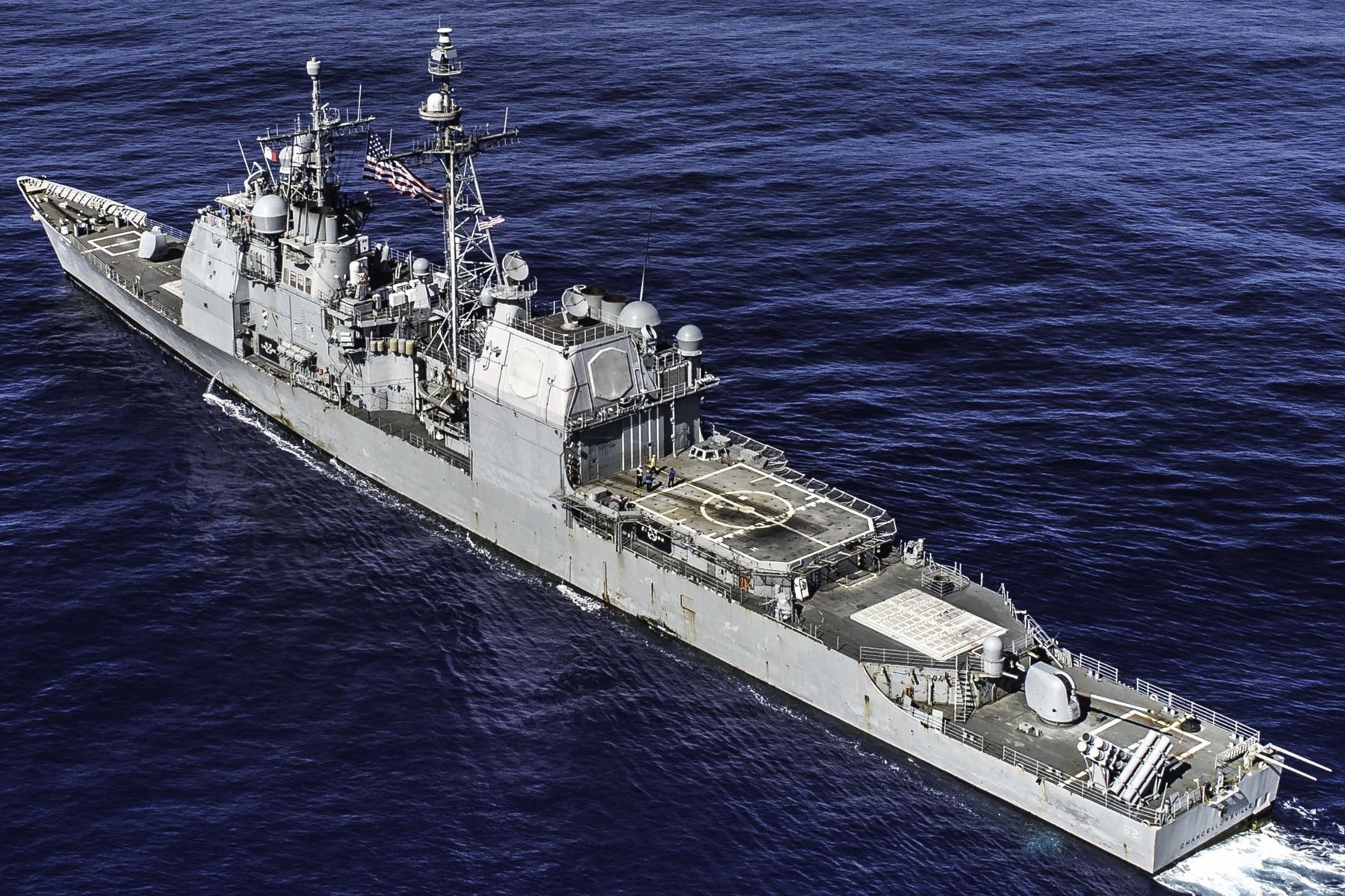cg-62 uss chancellorsville ticonderoga class guided missile cruiser aegis us navy 66