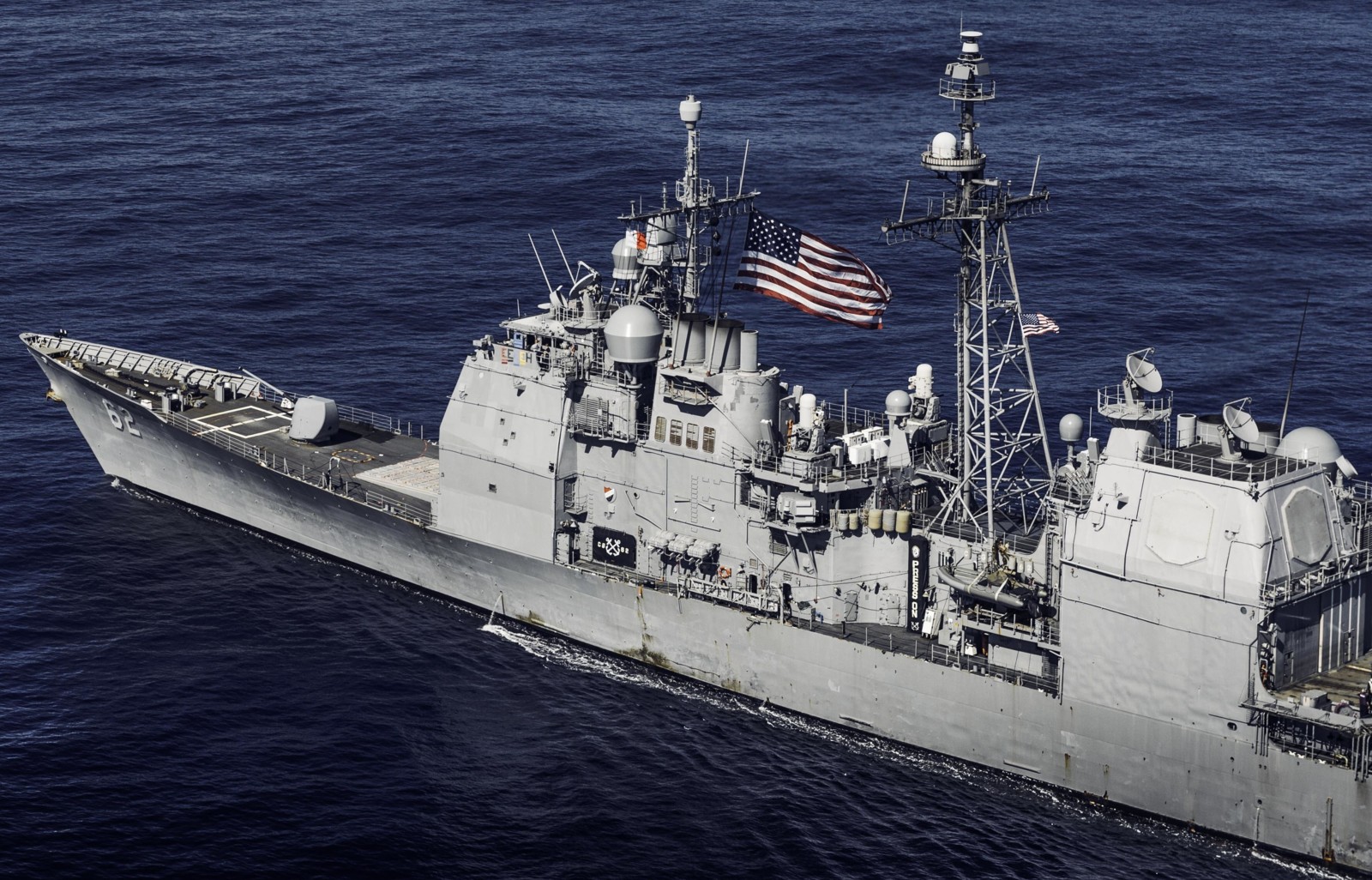 cg-62 uss chancellorsville ticonderoga class guided missile cruiser aegis us navy 67