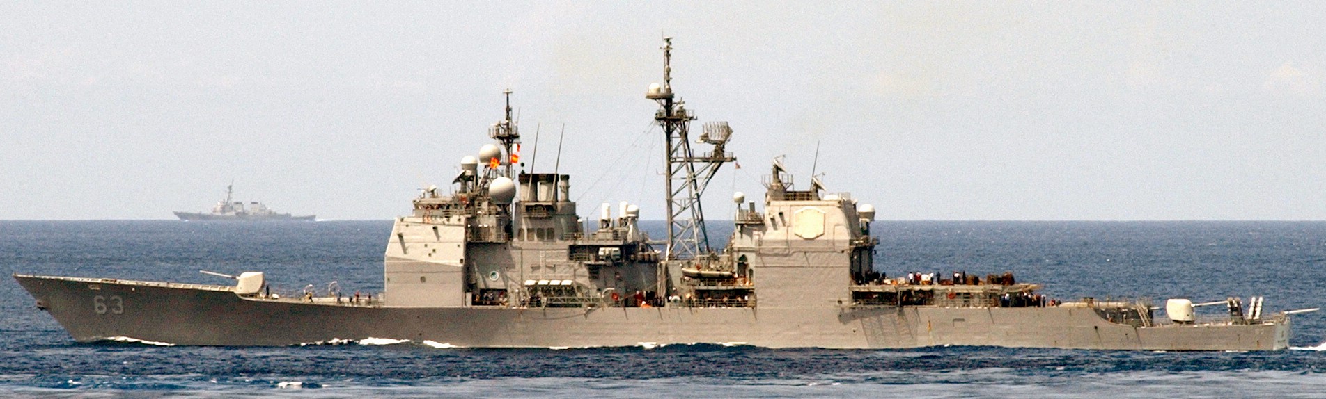 cg-63 uss cowpens ticonderoga class guided missile cruiser aegis us navy arabian gulf 05