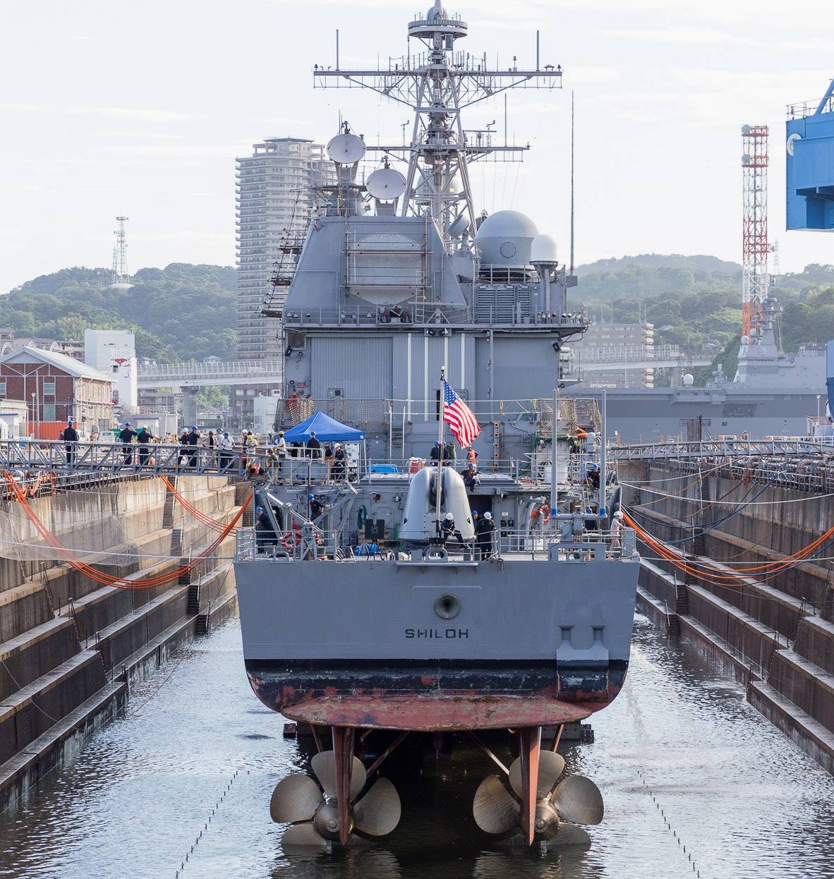 cg-67 uss shiloh ticonderoga class guided missile cruiser aegis us navy yokosuka dry-dock 45