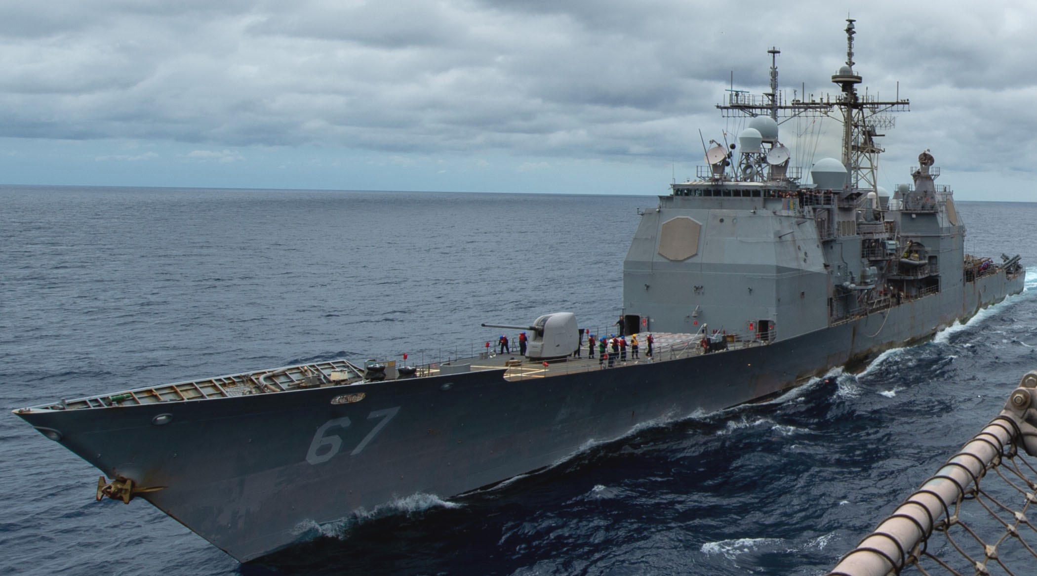 cg-67 uss shiloh ticonderoga class guided missile cruiser aegis us navy sulu sea replenishment 100