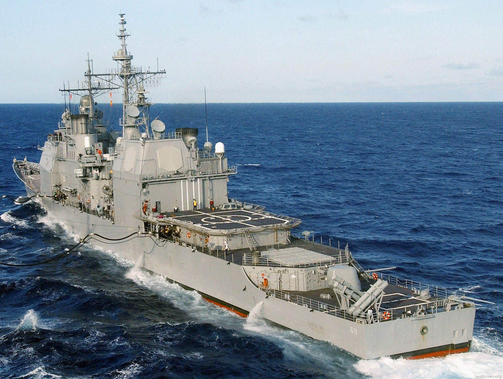 cg-69 uss vicksburg ticonderoga class guided missile cruiser us navy 42