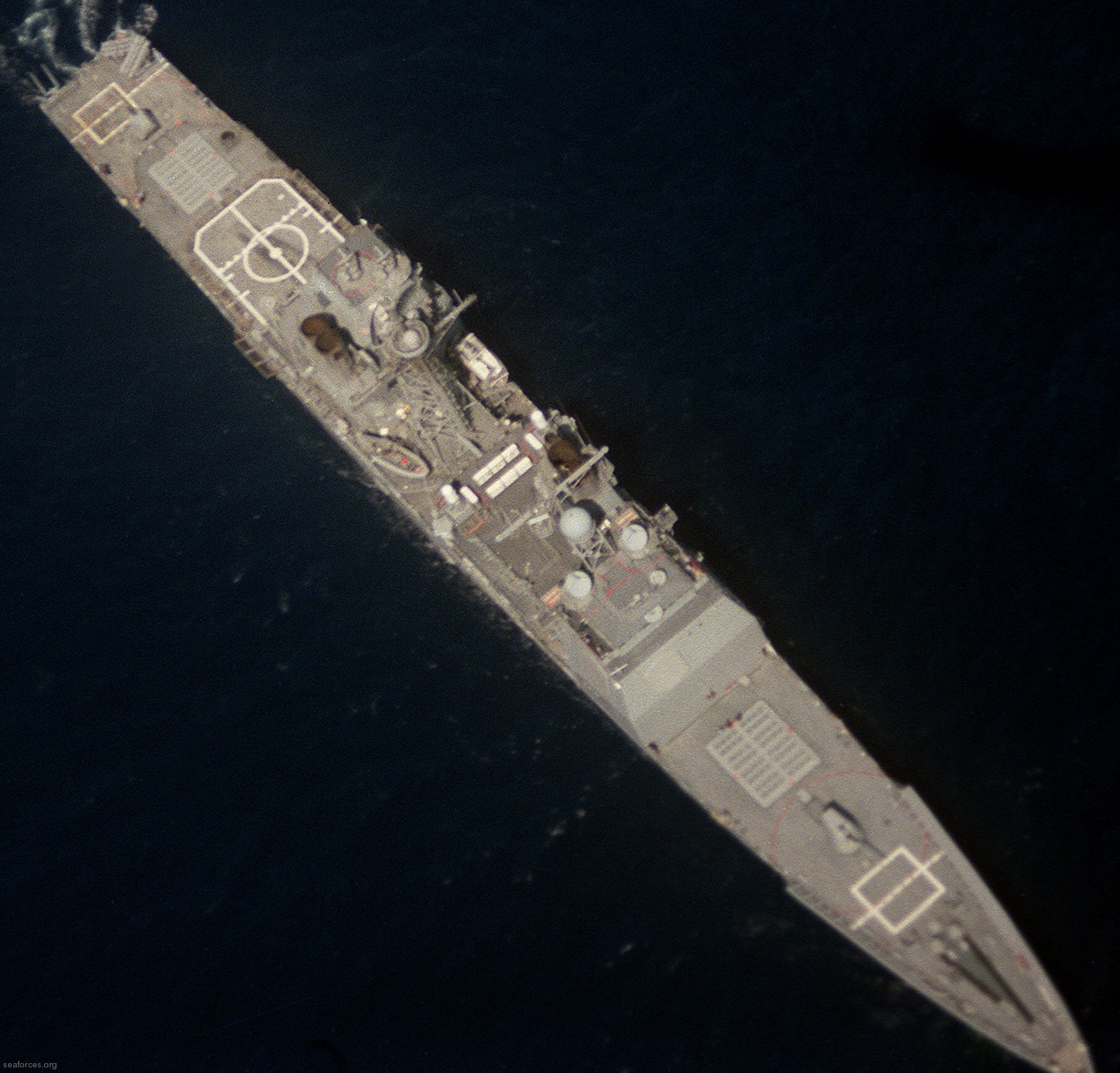 cg-69 uss vicksburg ticonderoga class guided missile cruiser us navy 62