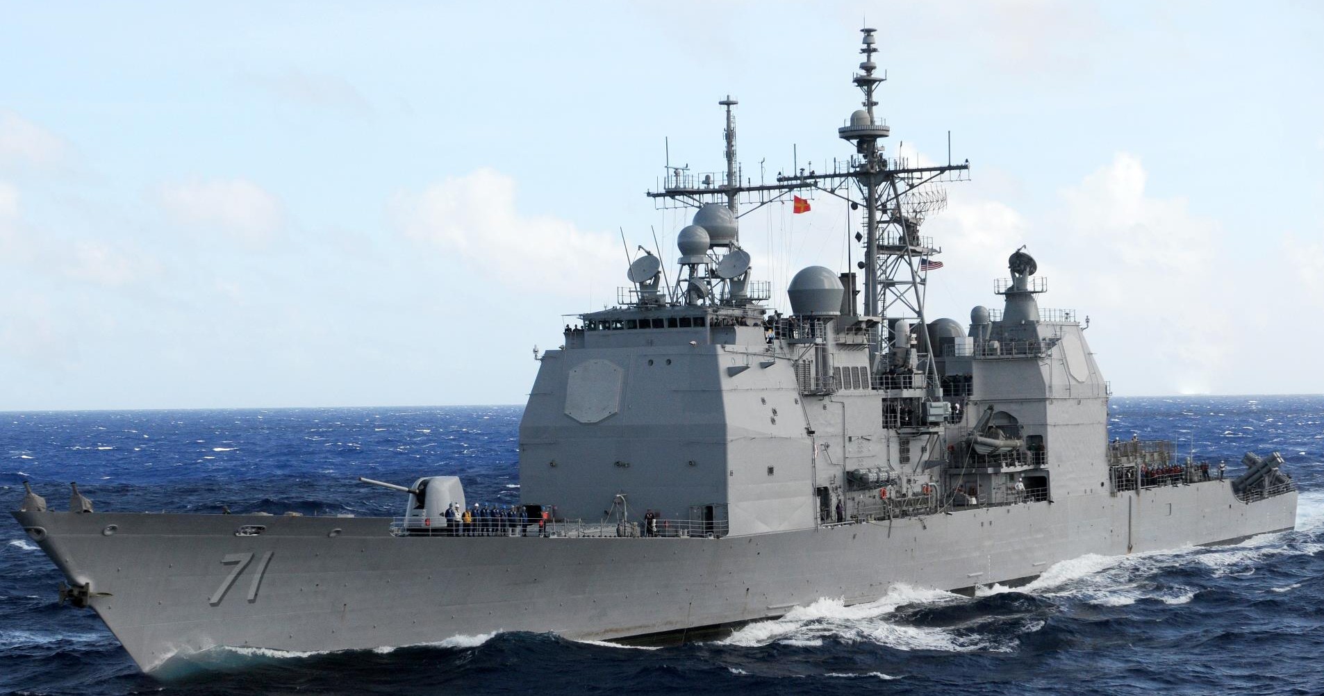 cg-71 uss cape st. george ticonderoga class guided missile cruiser us navy 81