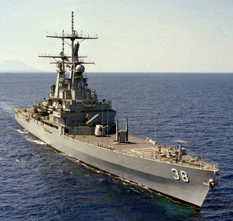 USS Virginia CGN 38 underway during exercise Distant Drum 1983